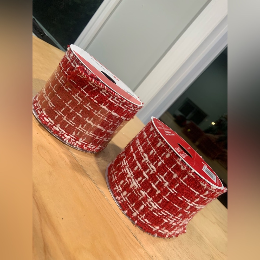Two holiday ribbon